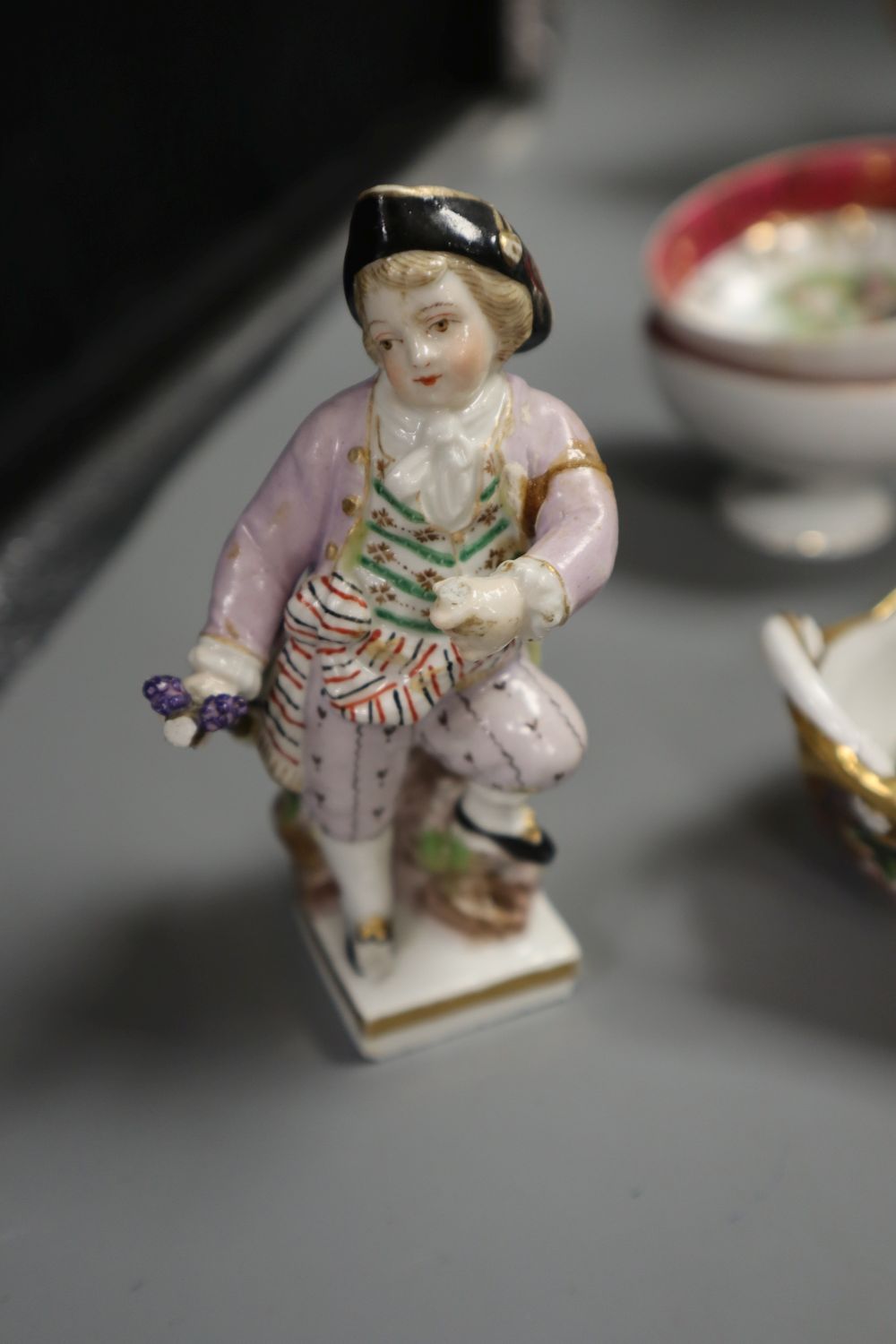 A quantity of mixed ceramics